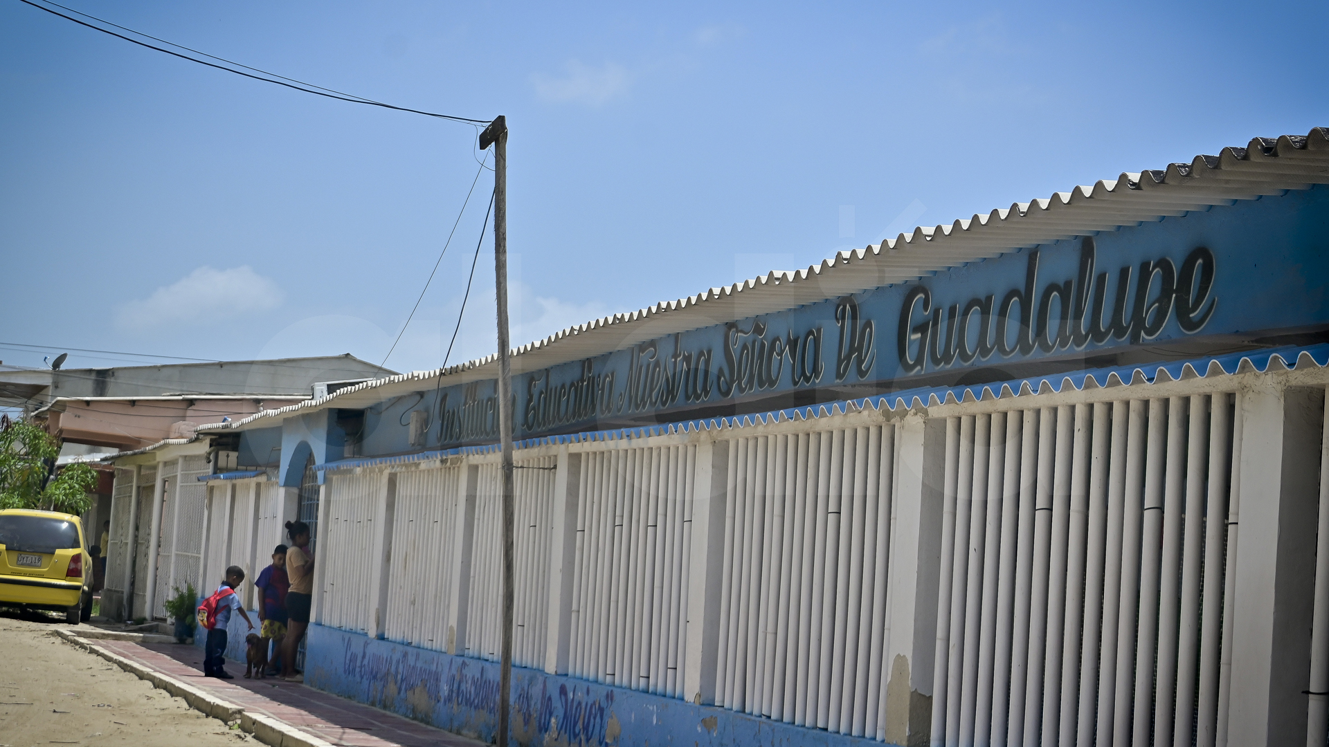 Fachada de la Institución Educativa Nuestra Señora de Guadalupe, única autorizada, en el barrio Los Cerezos de Soledad