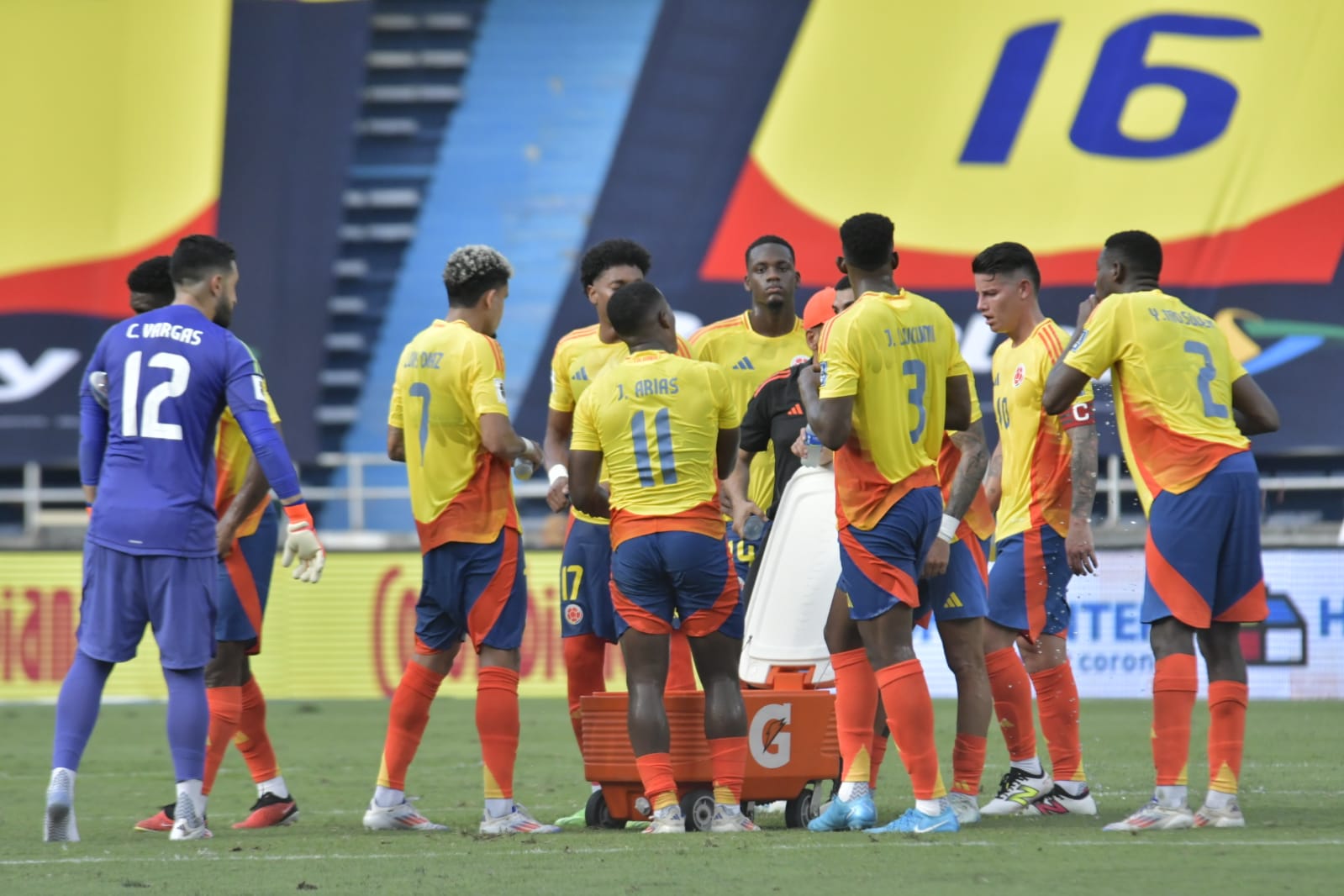 Momento de refrigeración de Colombia durante el juego 