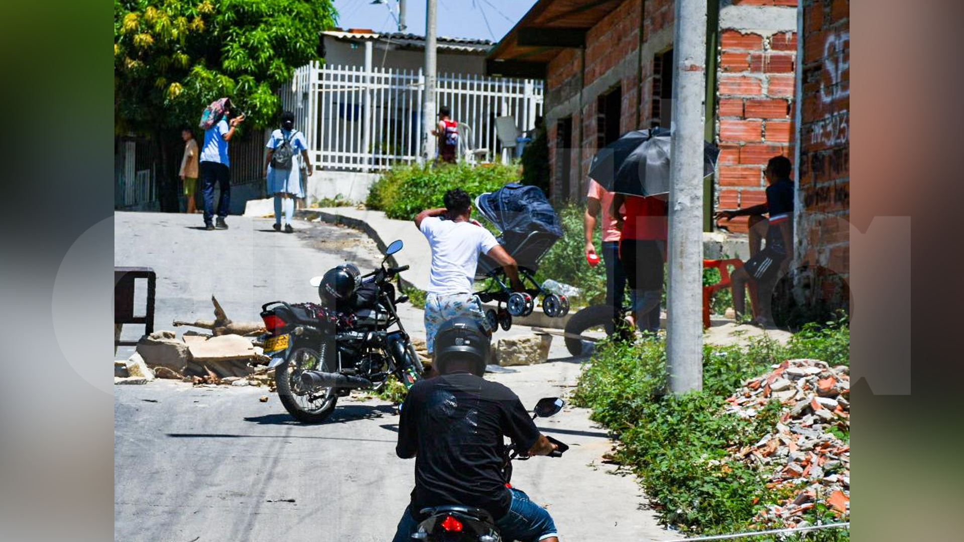 Protestas por falta del servicio de energía suministrado por Air-e