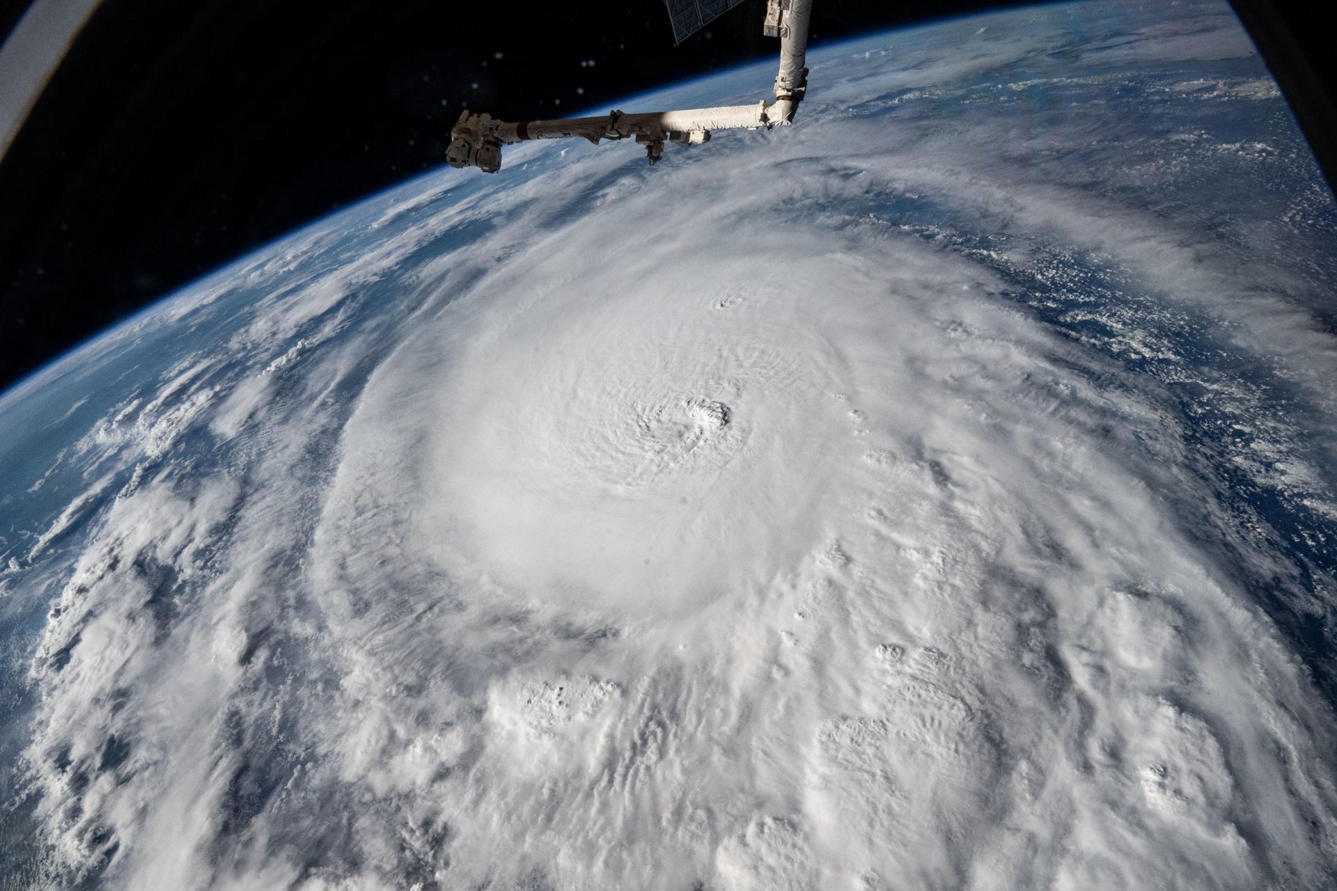 Huracán Milton captado desde el espacio exterior en su paso por Estados Unidos