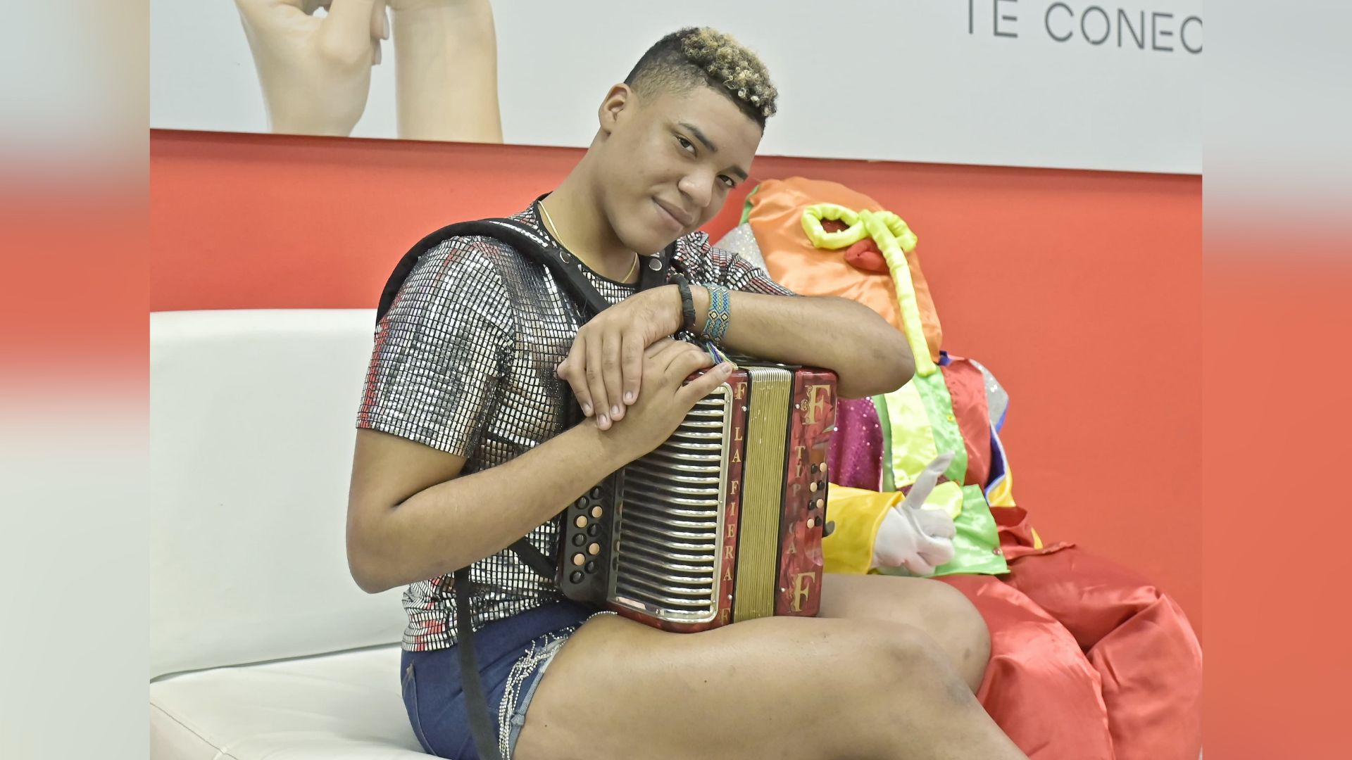 La Fiera Típica, cantante de merengue.