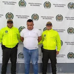 Este individuo habría sido el responsable de cometer el asalto en un negocio situado en la calle 82 con carrera 58.  