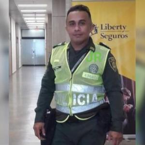 Policía muerto por inmersión. 