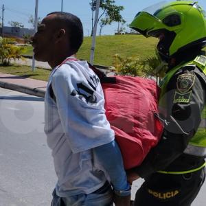 El sujeto fue detenido por las autoridades durante la mañana de este viernes