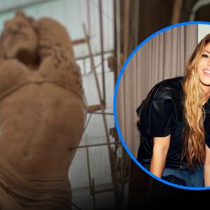 Shakira y su escultura