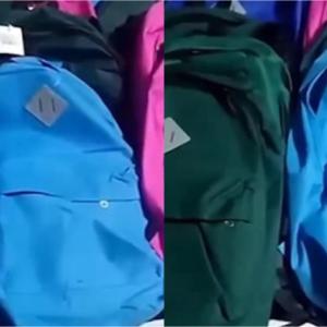 Algunos de los bolsos que fueron presuntamente entregados por la banda los Costeños.