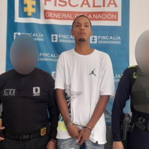 Alfredo Junior De Alba De Ávila, alias Fosforito, luego de ser capturado.