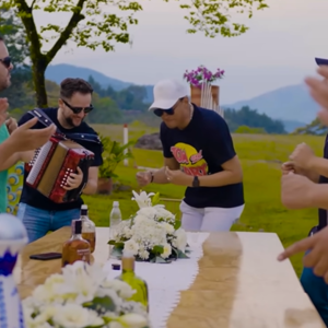 Captura de video de la canción 'Coqueta' en vallenato.