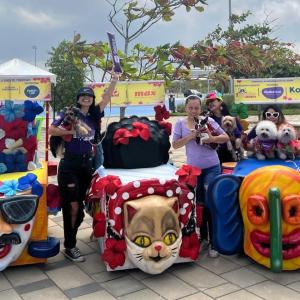 Mascotas en carrozas para el Carnaval Pet Lovers 2025.