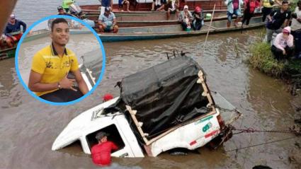 El joven se encontraba al interior de un carro, que a su vez iba en un ferri.